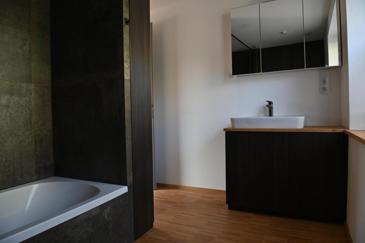 Kubus 28A Apartment Grafenberg  ภายนอก รูปภาพ